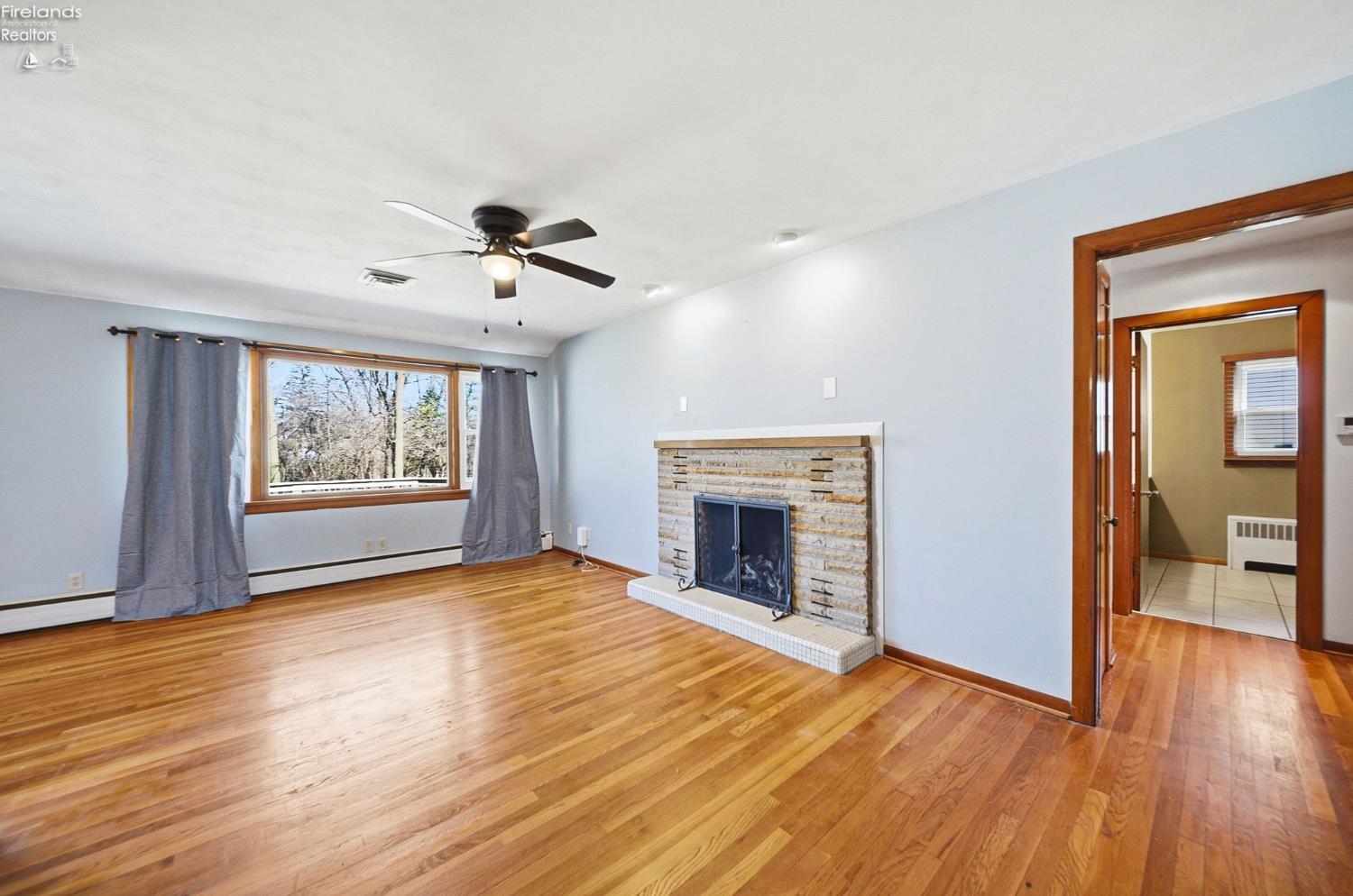 1073 Rosealee Ave.