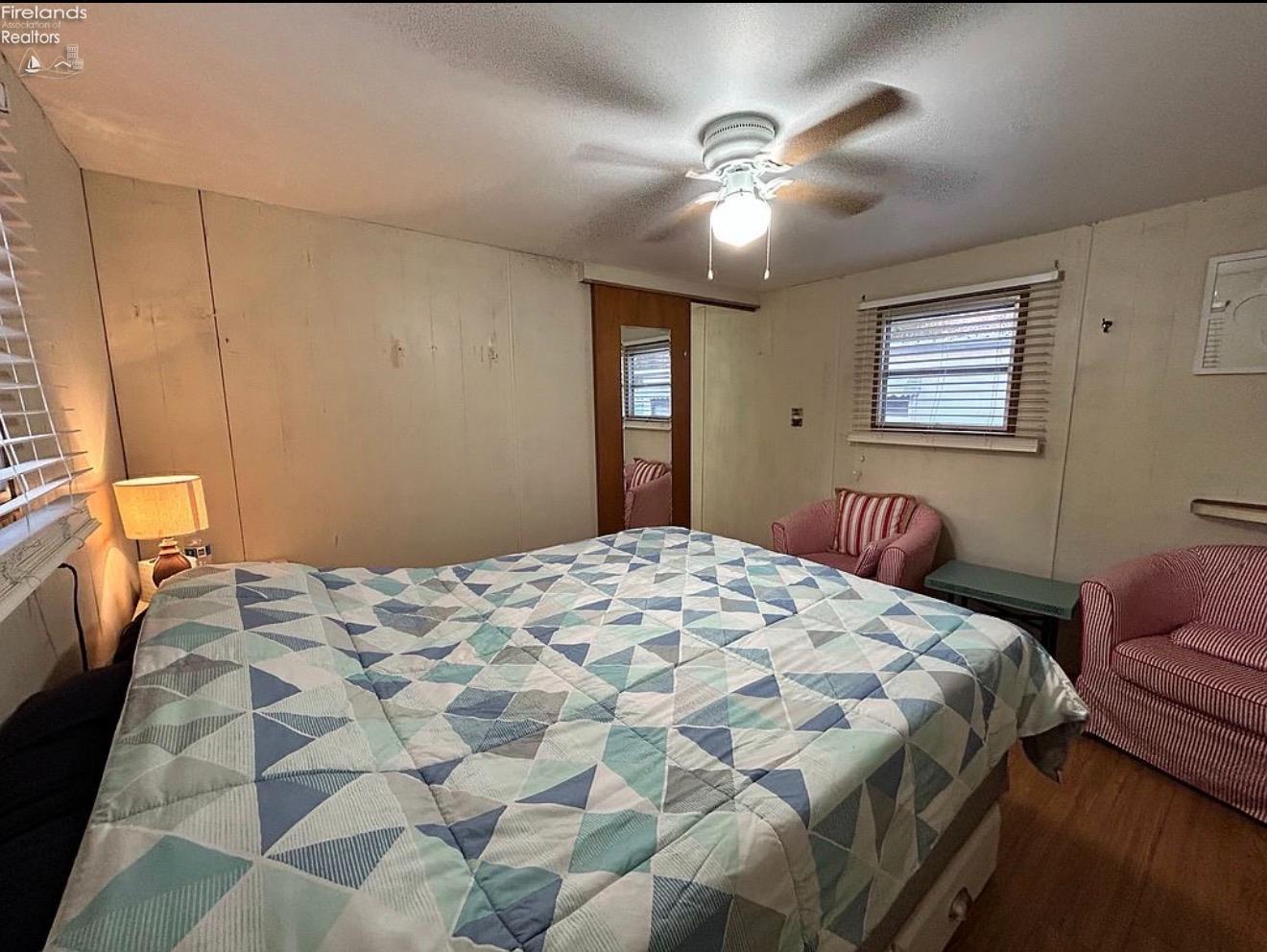 3575 NE Catawba Road 18