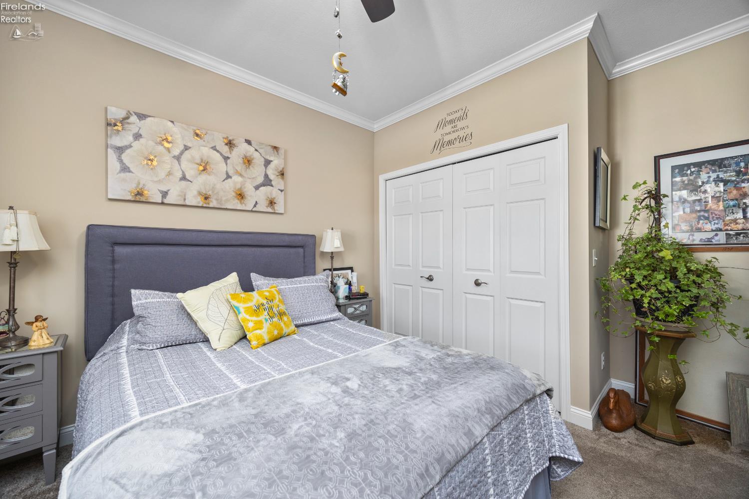 329 Lighthouse Oval