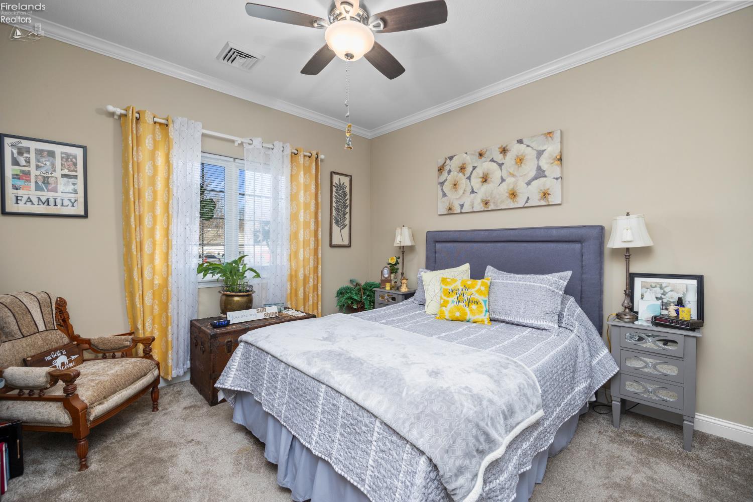 329 Lighthouse Oval
