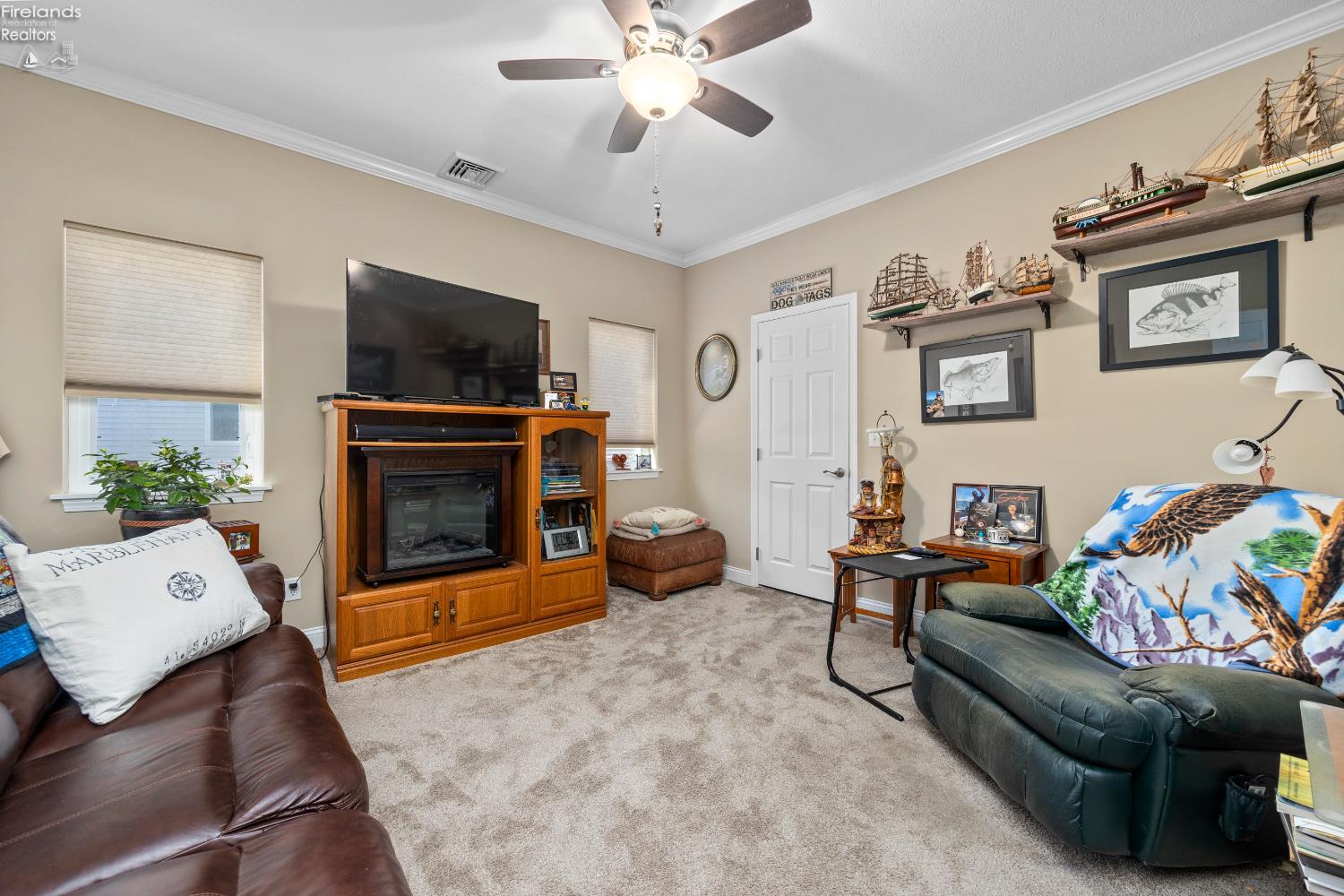 329 Lighthouse Oval