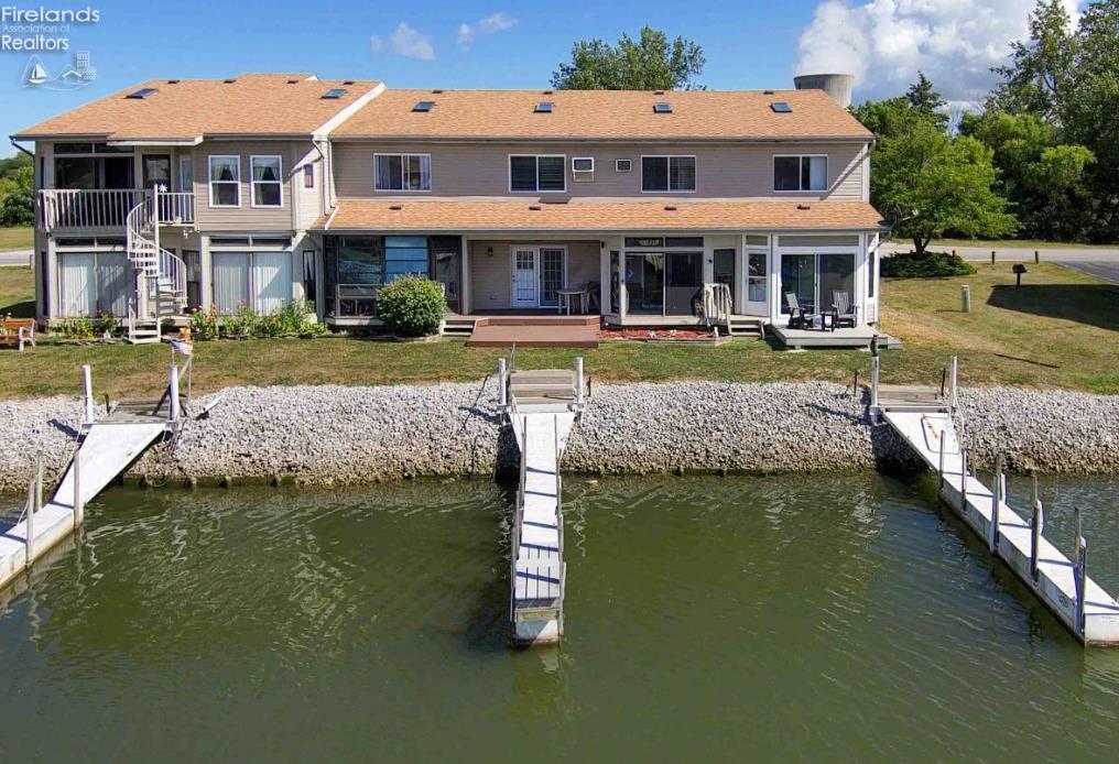 6280 N Harris Harbor Drive