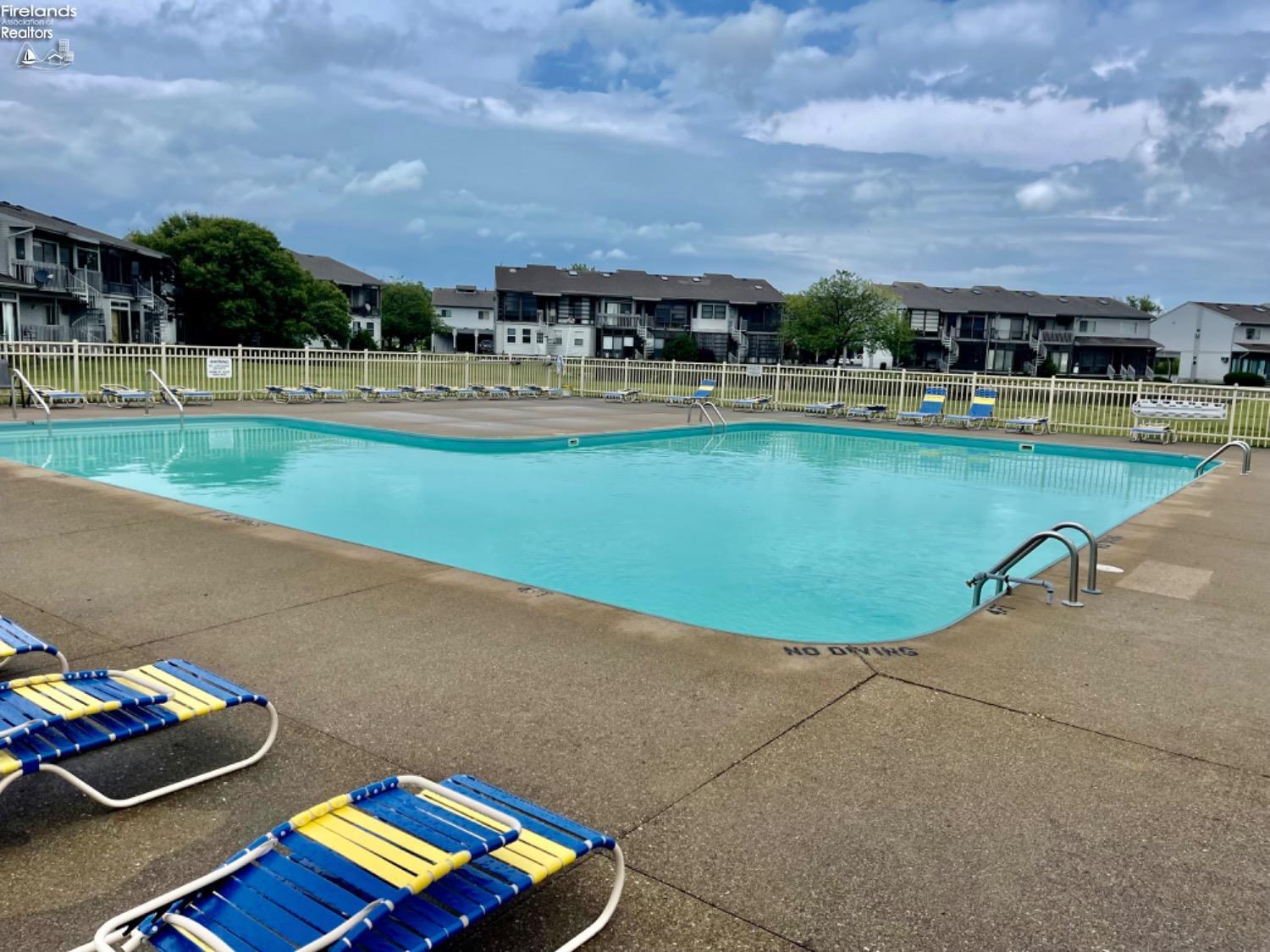 6280 N Harris Harbor Drive