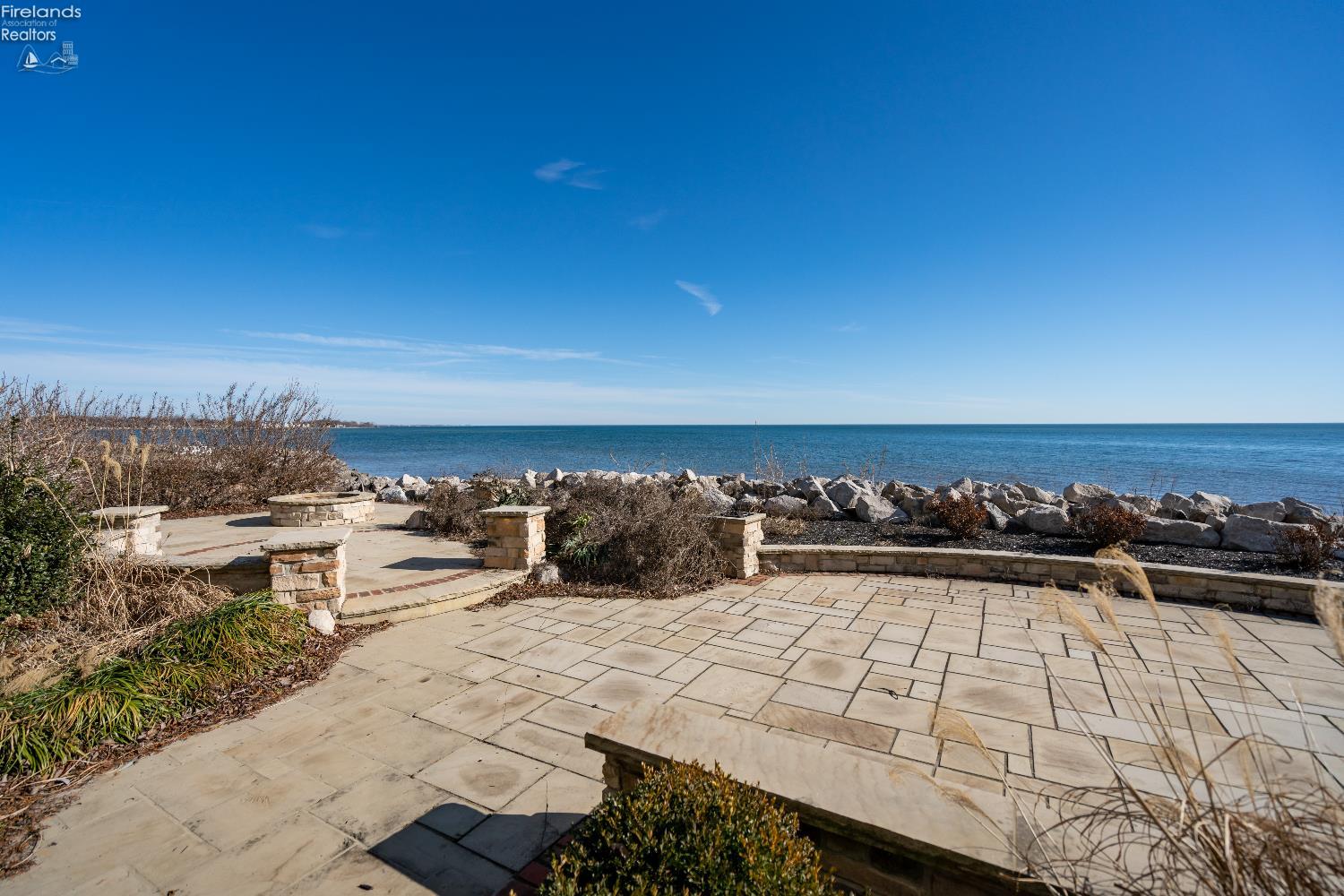 497 Bay Point Boulevard