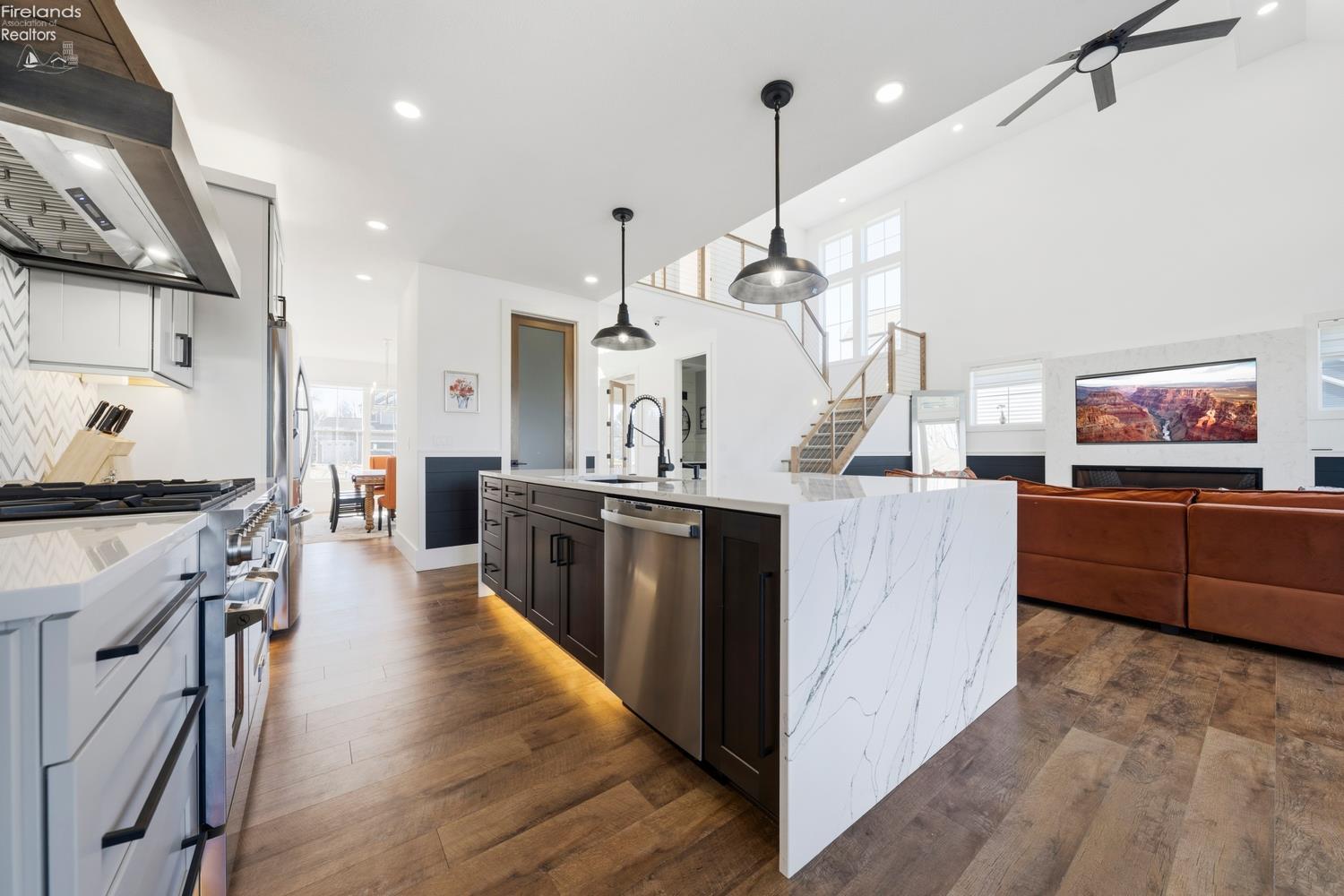 5031 E Blue Teal Drive