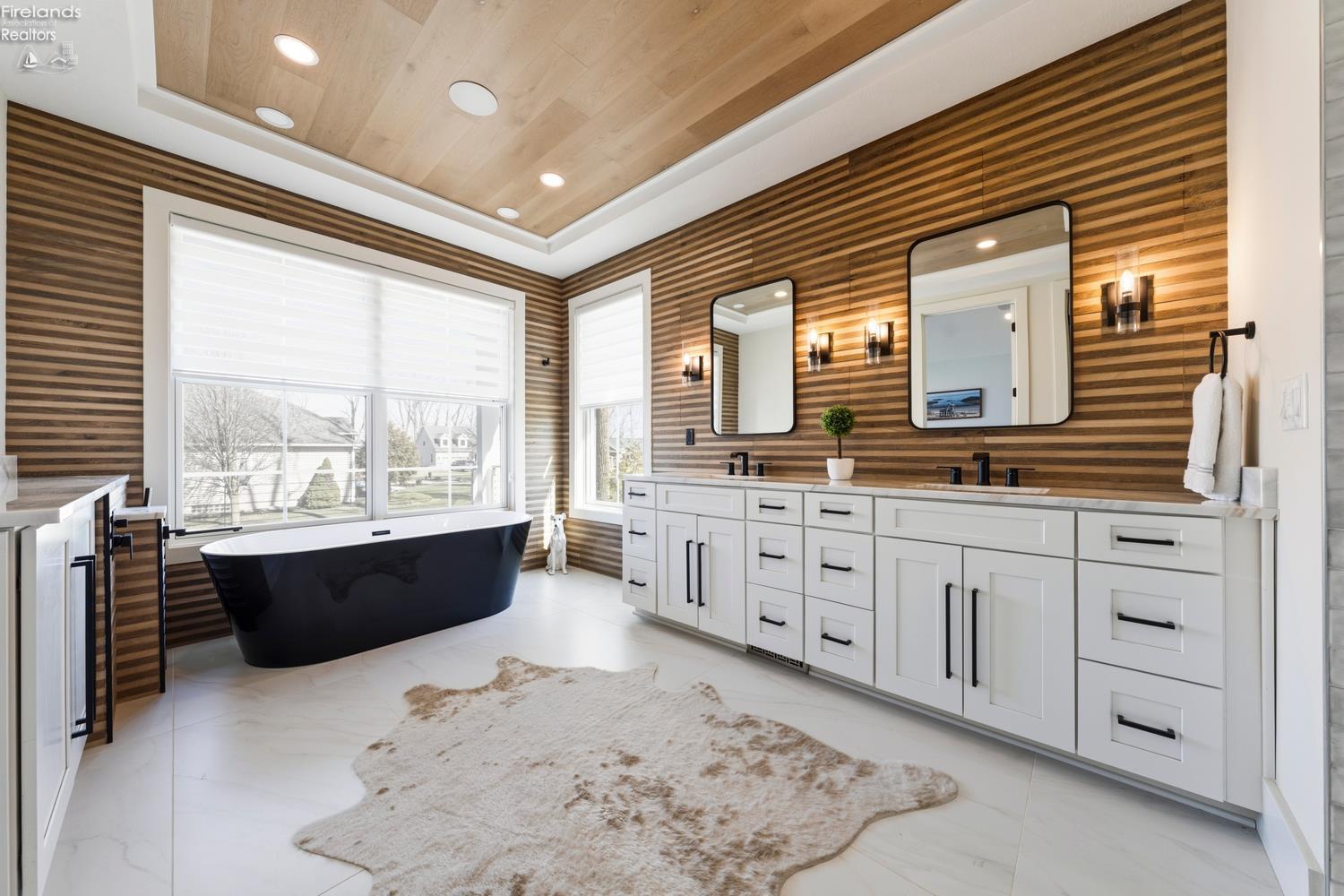 5031 E Blue Teal Drive