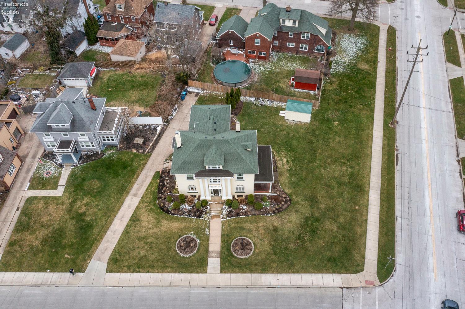 1169 W. 6th St