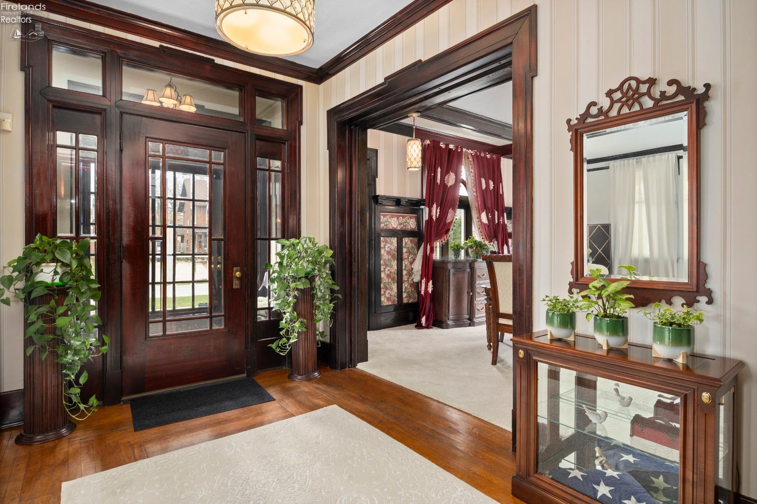 1169 W. 6th St