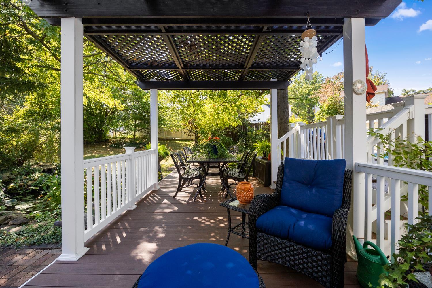 2630 Robinhood Dr.