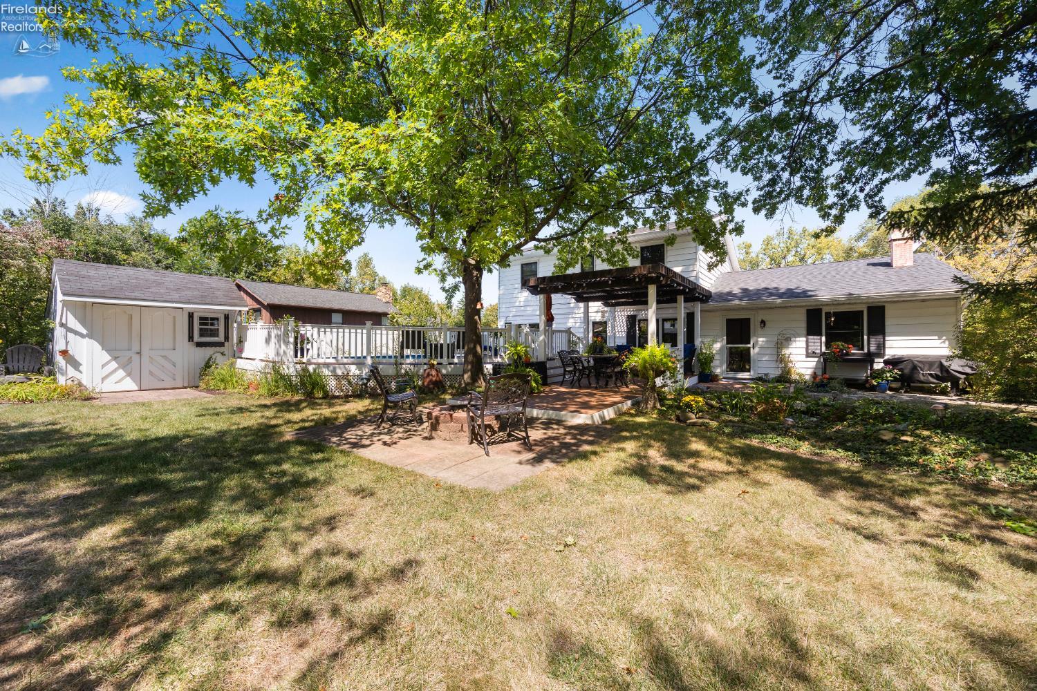 2630 Robinhood Dr.