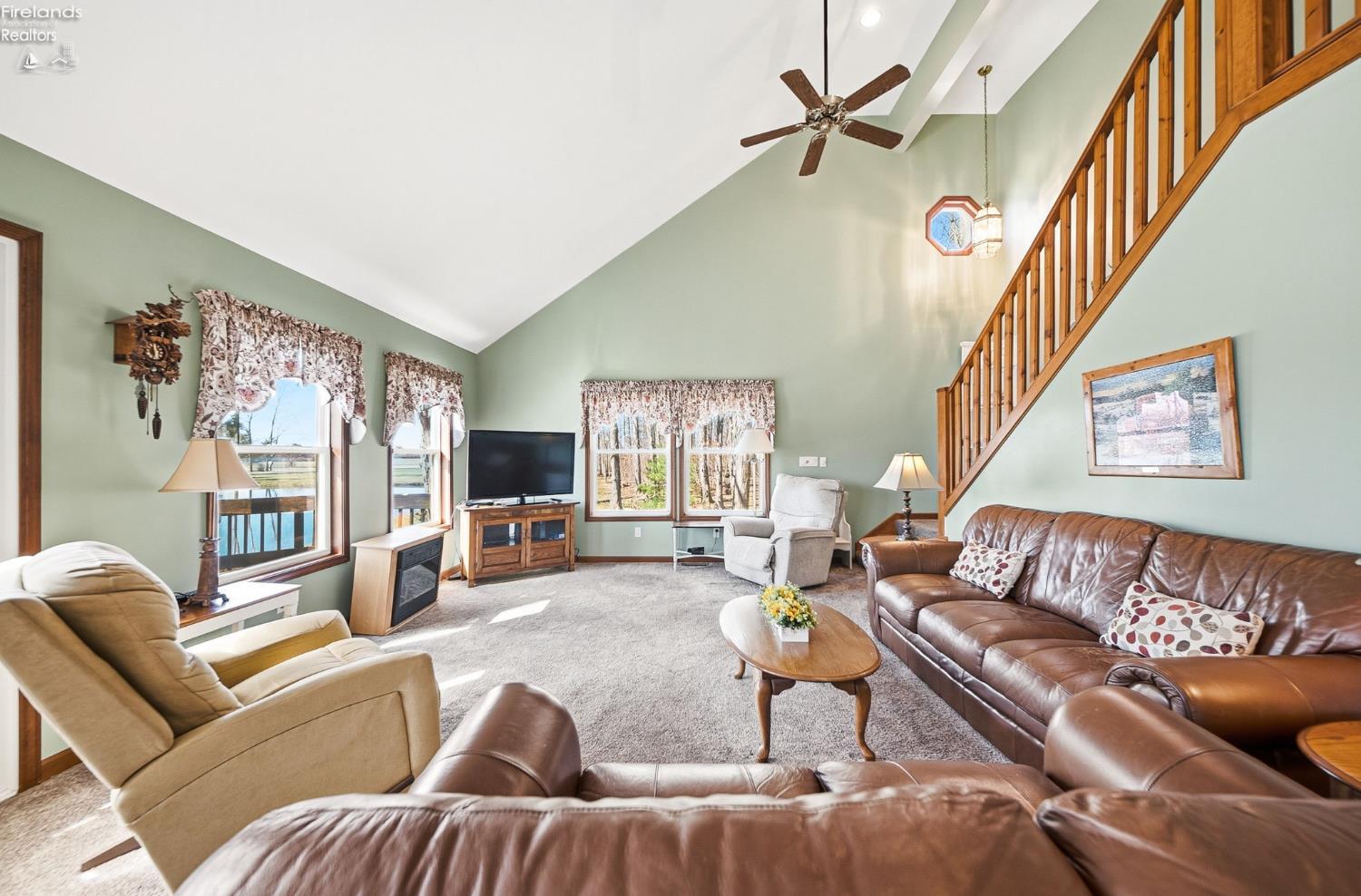 4955 E Wohlers Avenue