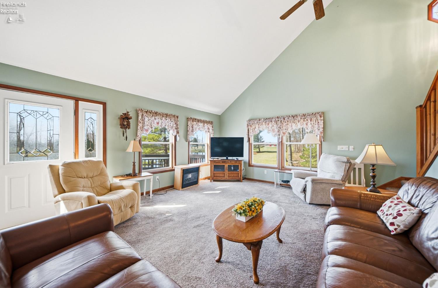 4955 E Wohlers Avenue