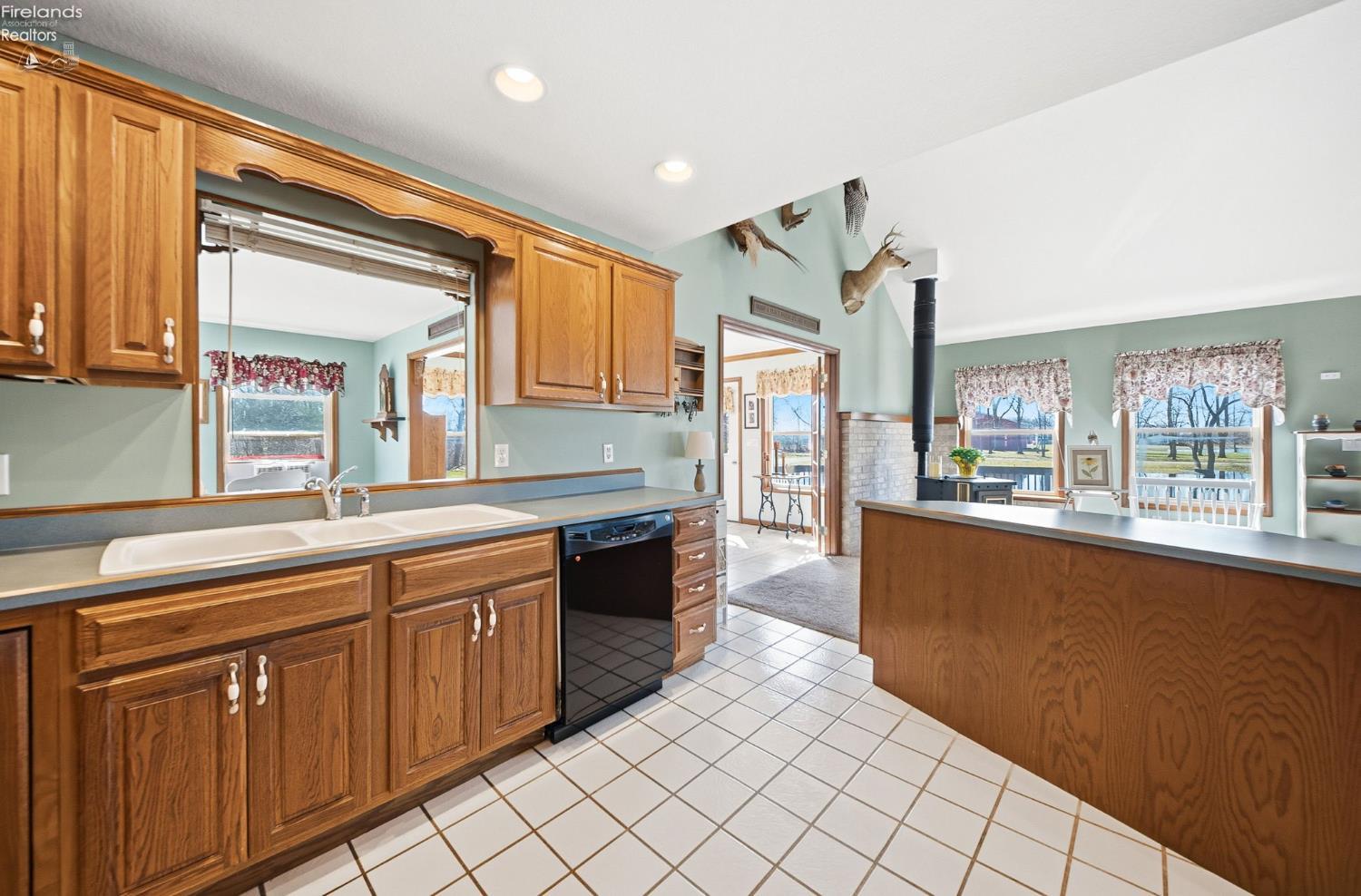 4955 E Wohlers Avenue