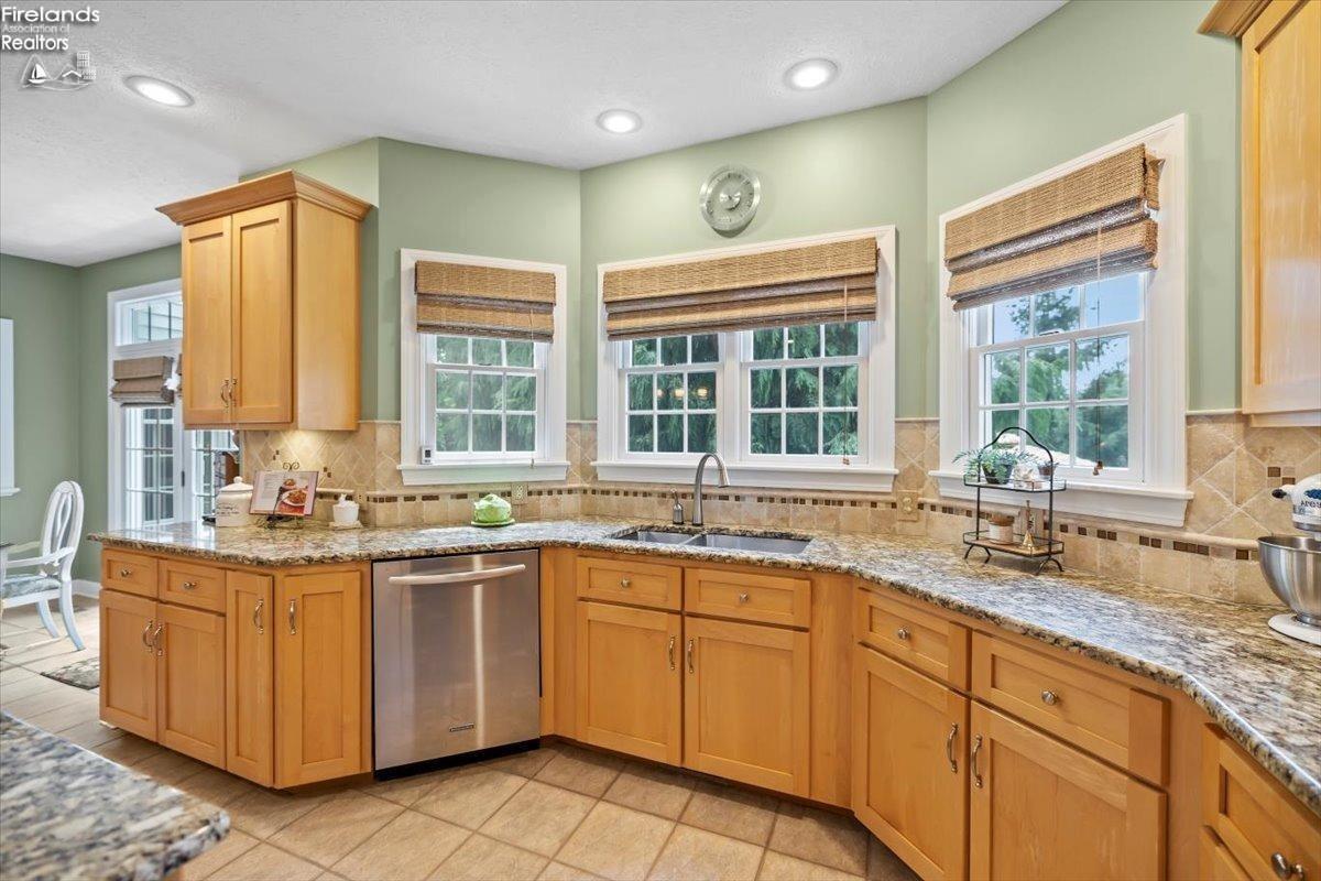 2440 Wyandot Rd.