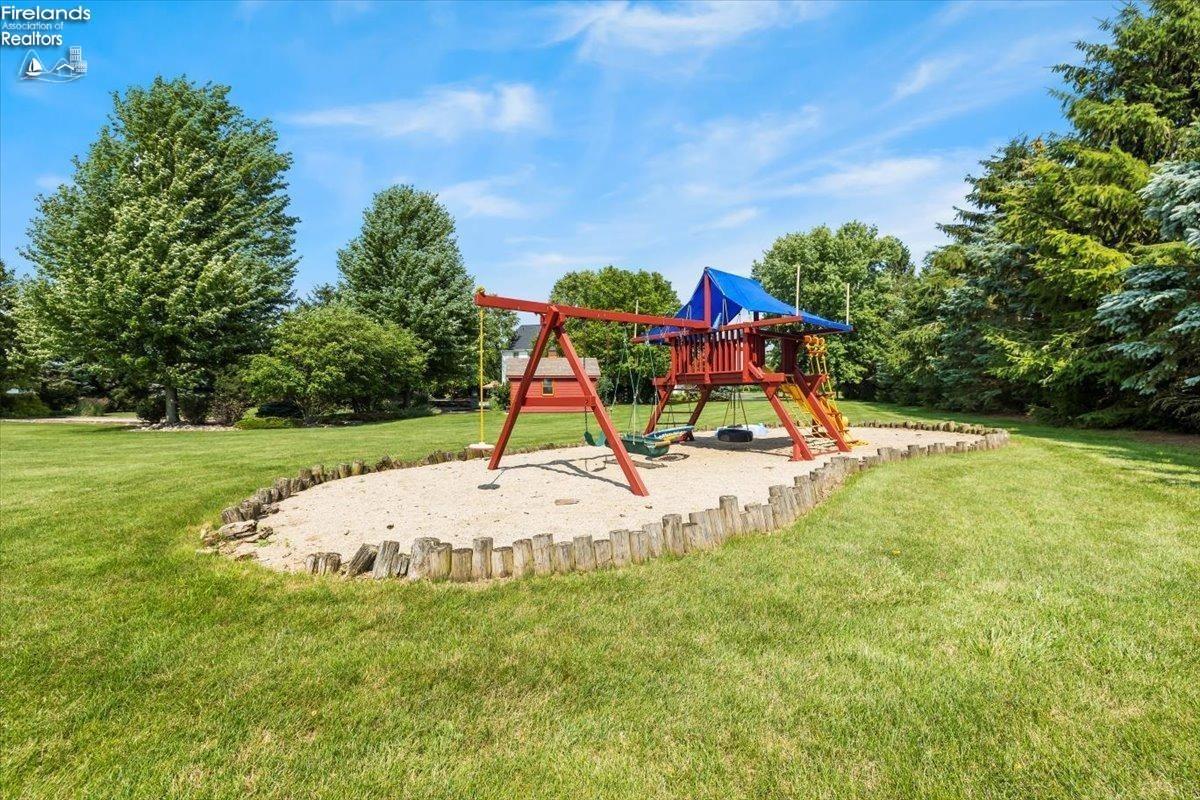 2440 Wyandot Rd.