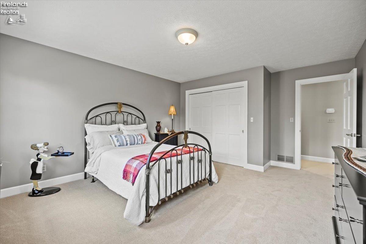 2440 Wyandot Rd.