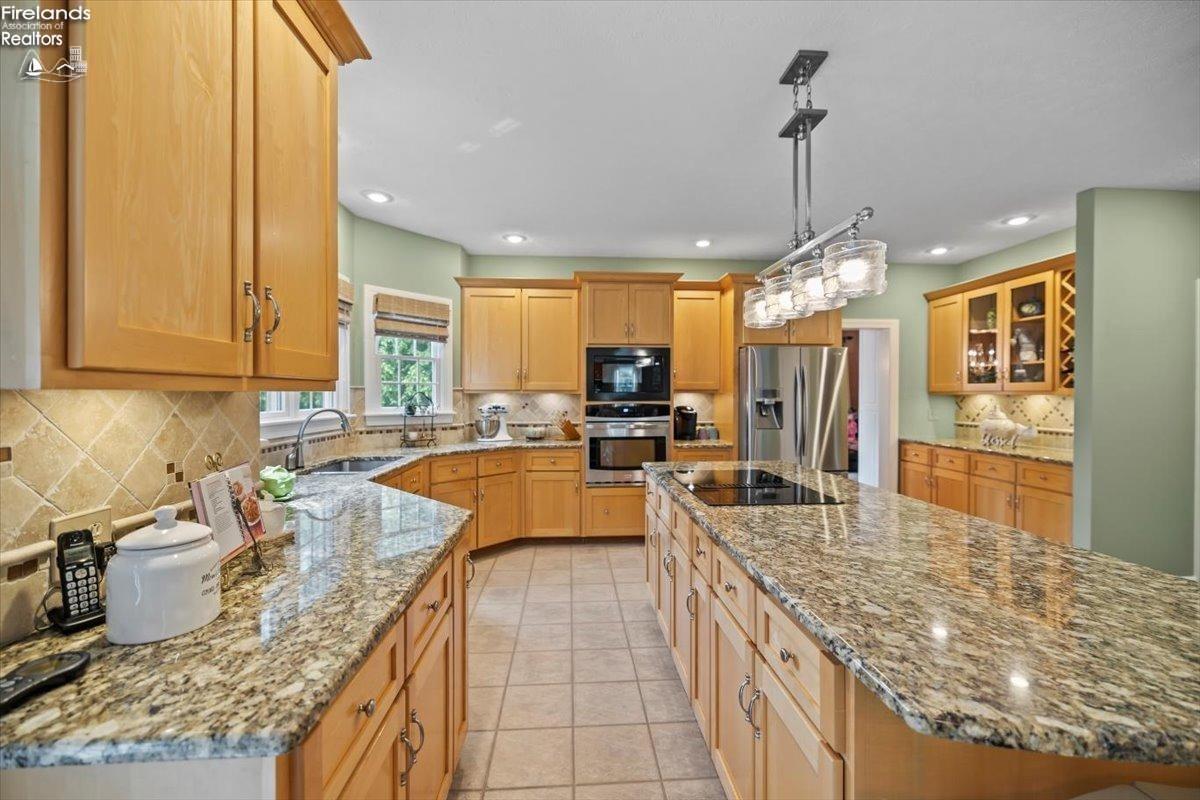 2440 Wyandot Rd.