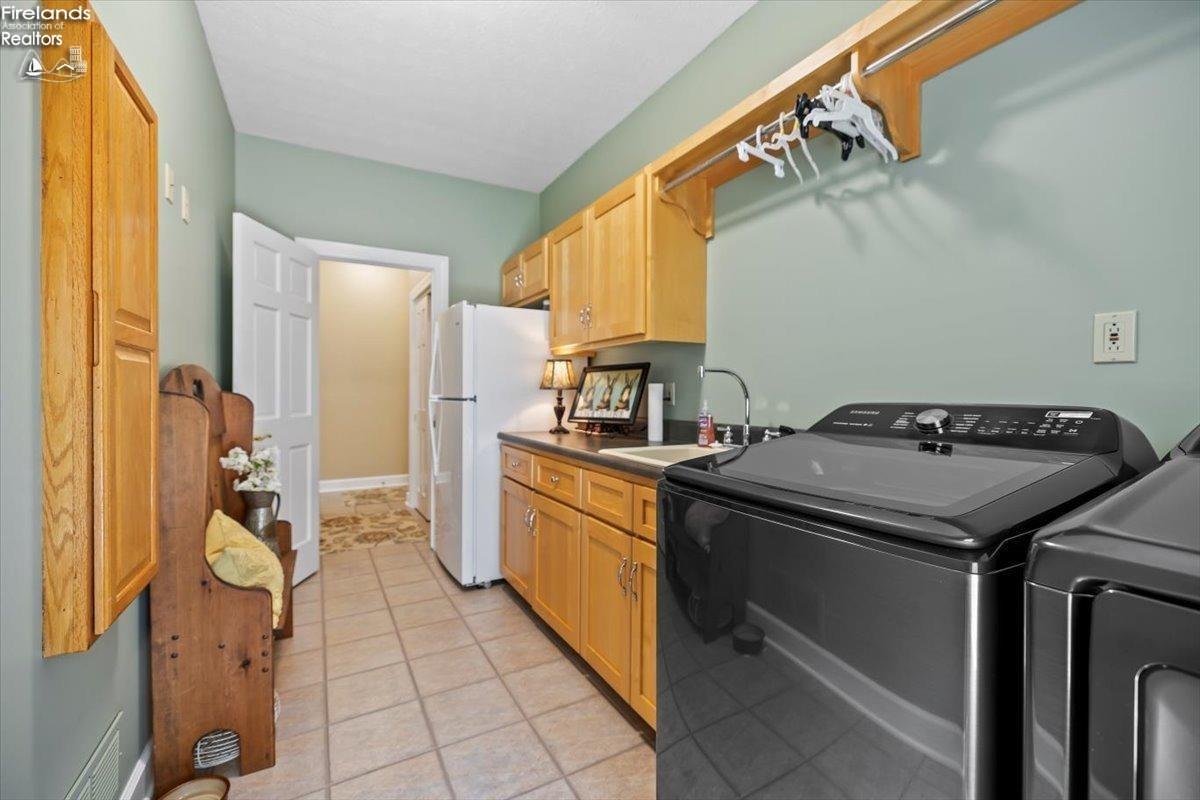 2440 Wyandot Rd.