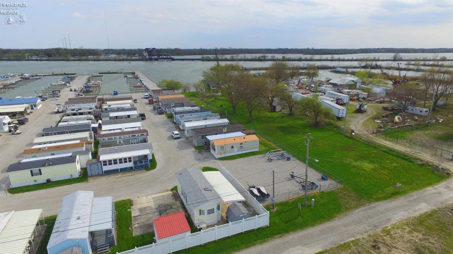 1220 W Richey Road 60