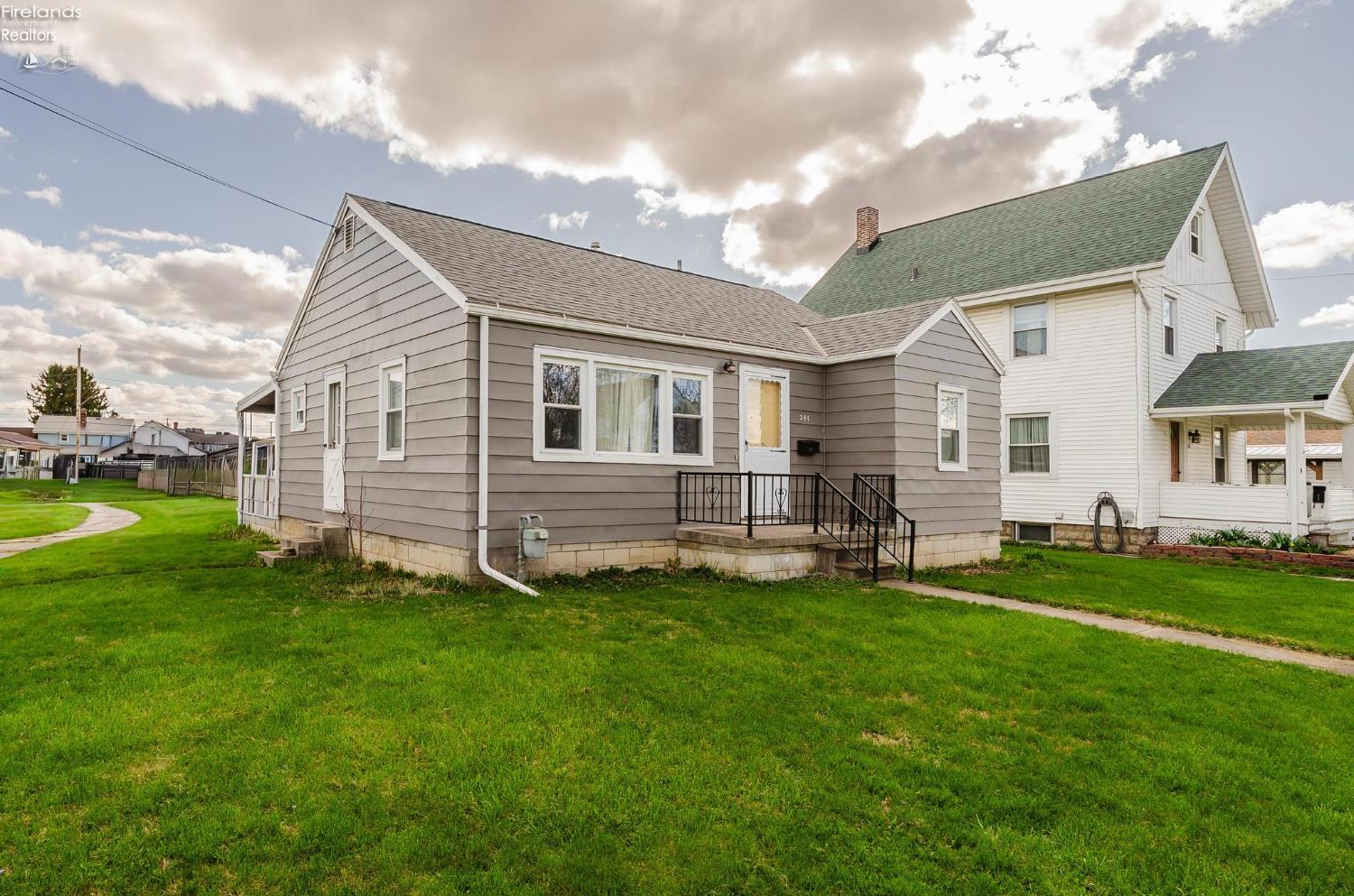 241 Hall Street