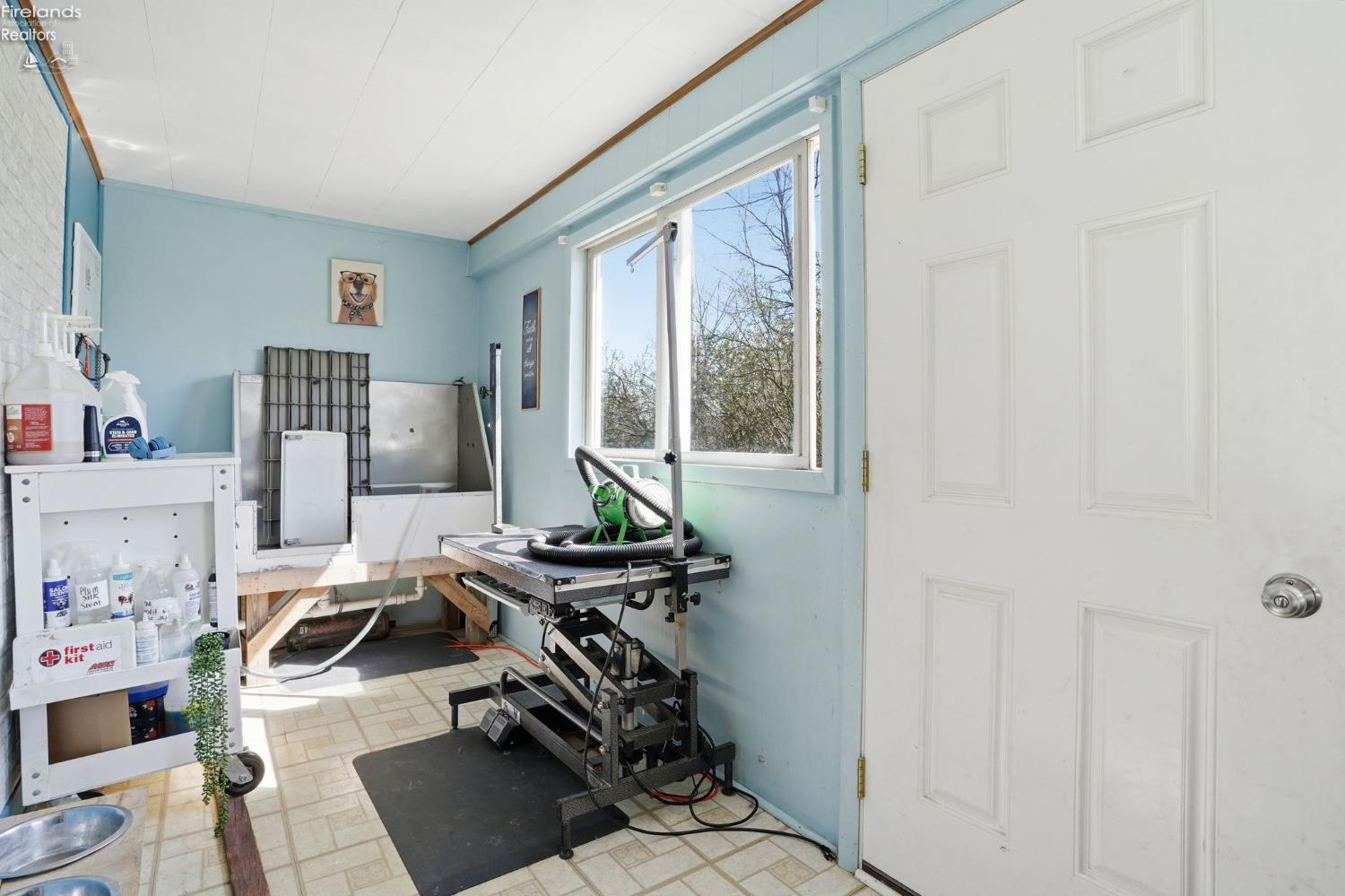 1444 E County Road 50