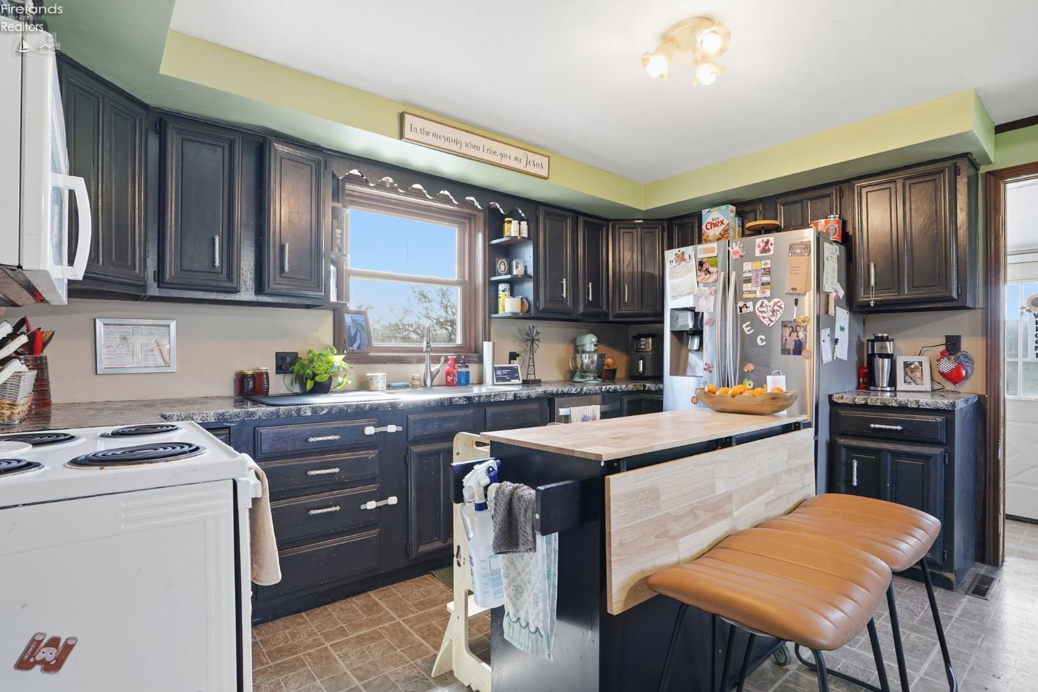 1444 E County Road 50
