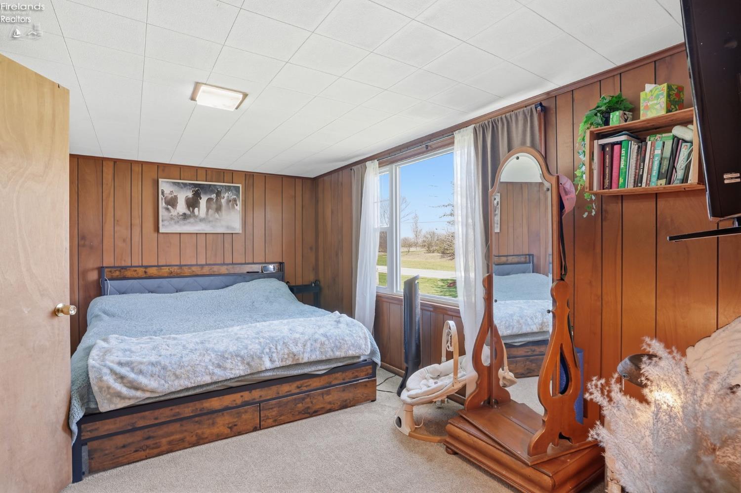 1444 E County Road 50