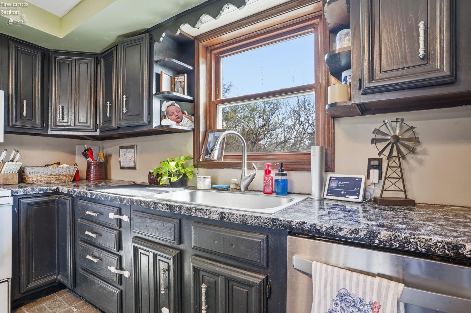 1444 E County Road 50