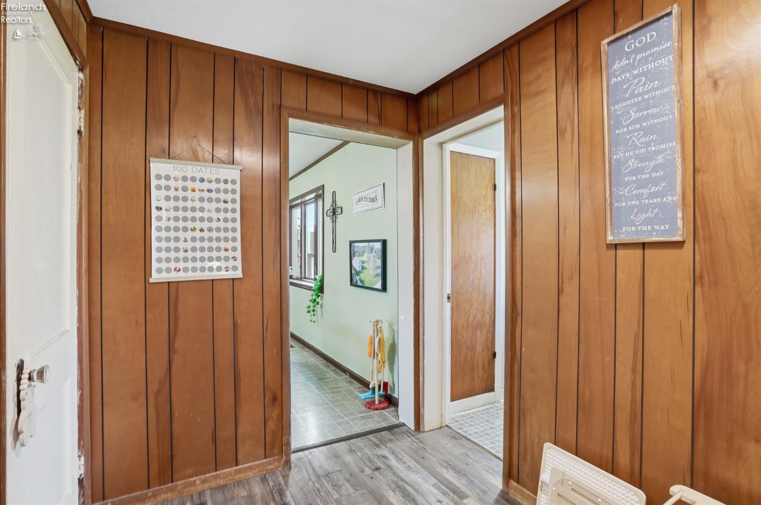 1444 E County Road 50