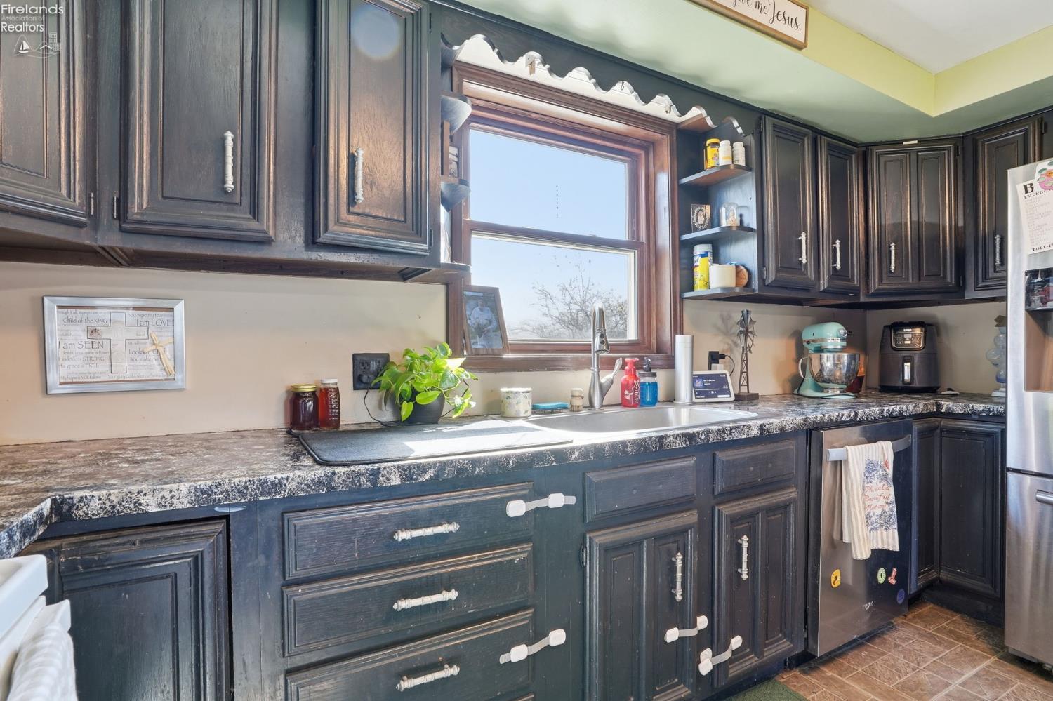 1444 E County Road 50
