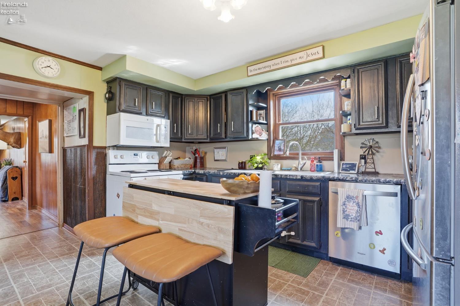 1444 E County Road 50