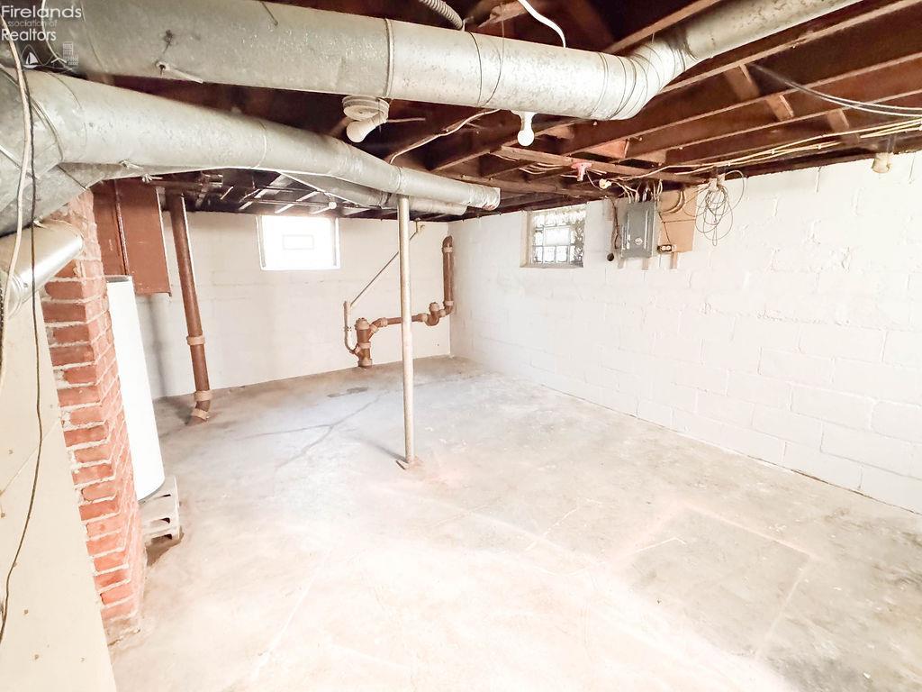 1014 Fourth St