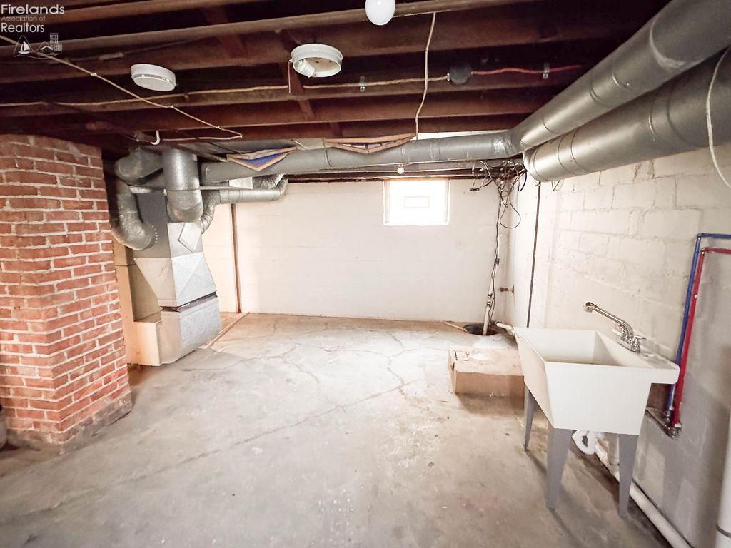 1014 Fourth St