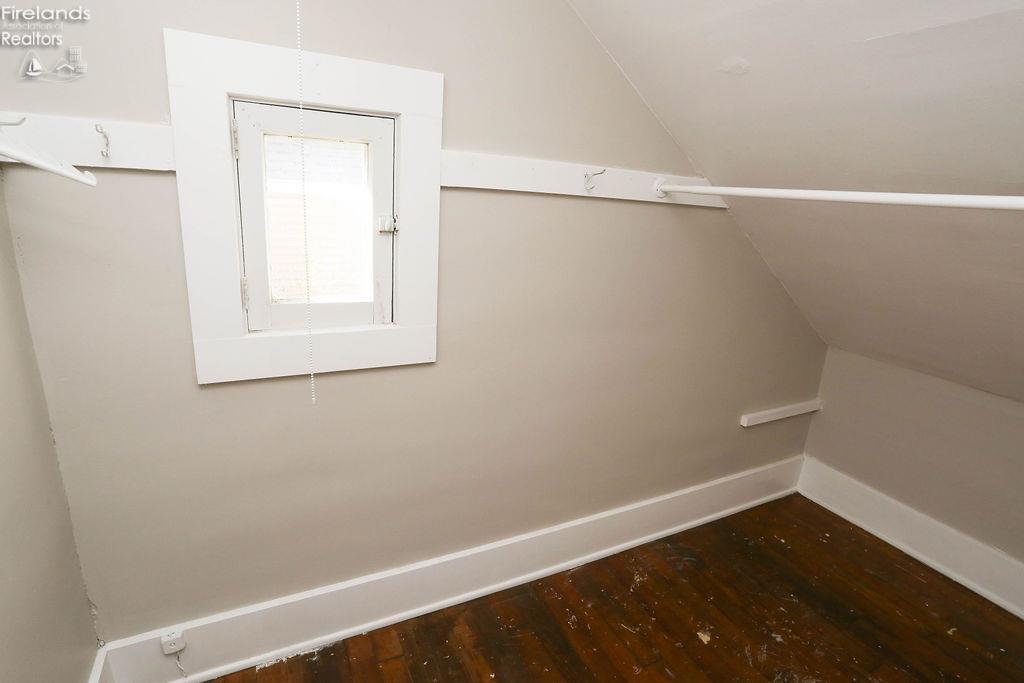 1014 Fourth St