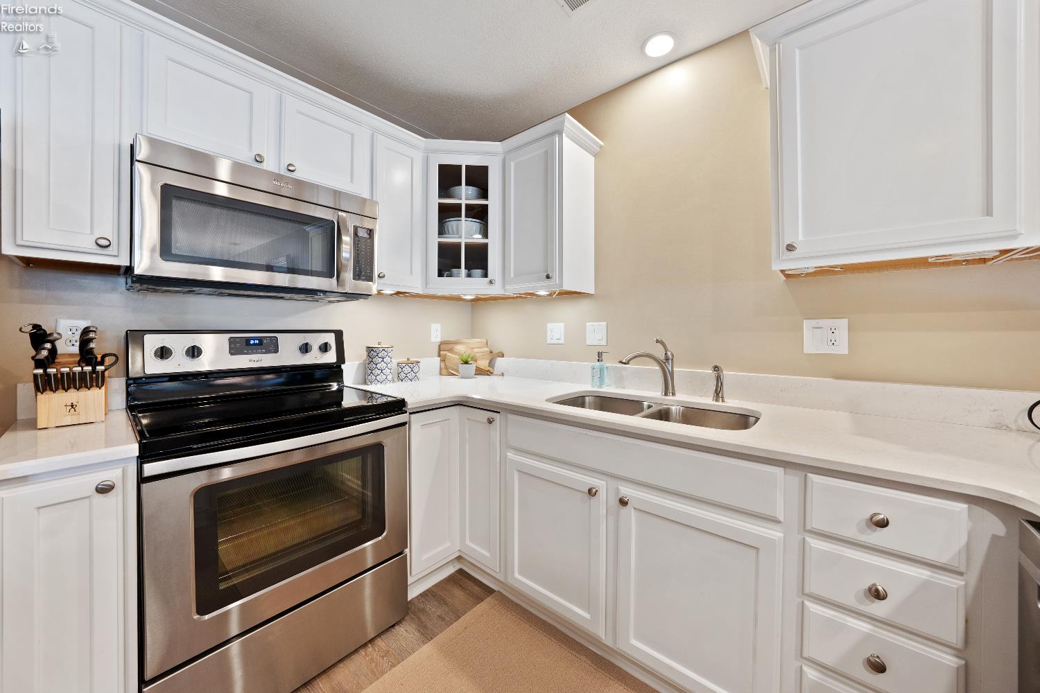 10654 E Bayshore Road 68
