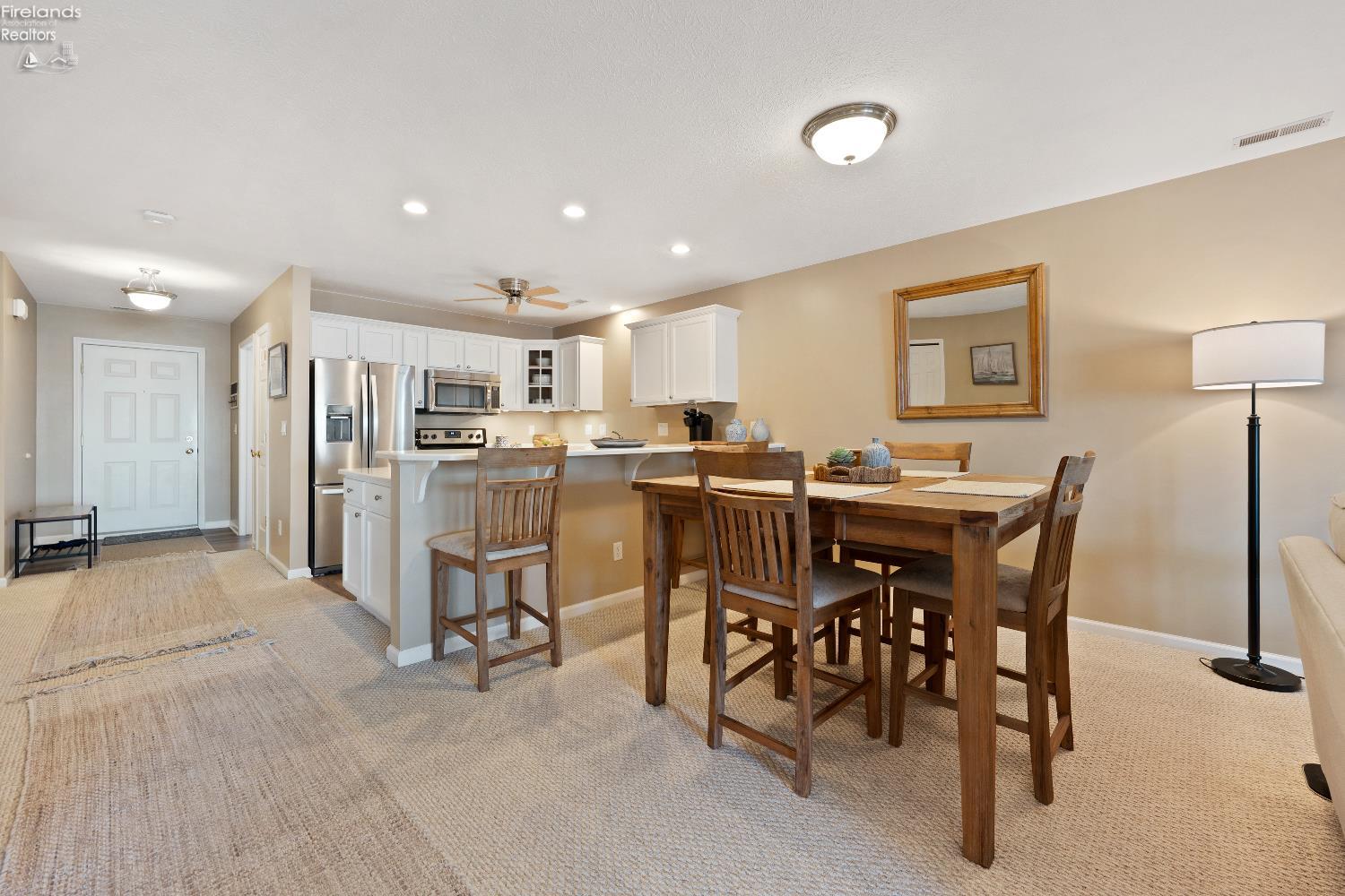 10654 E Bayshore Road 68