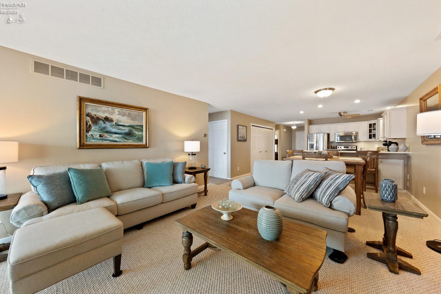 10654 E Bayshore Road 68