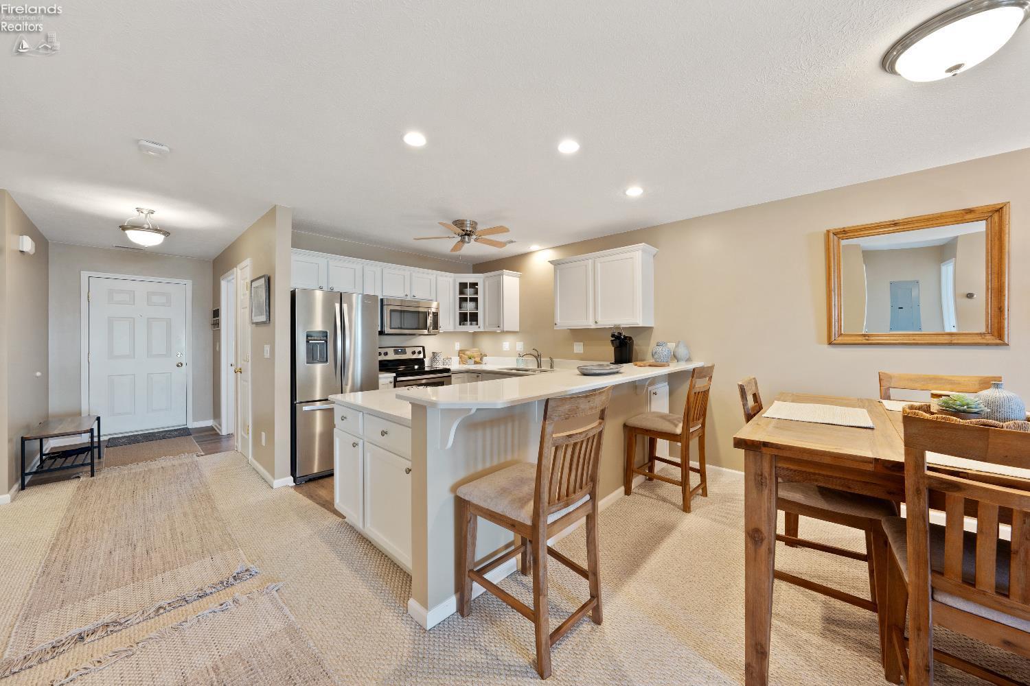 10654 E Bayshore Road 68