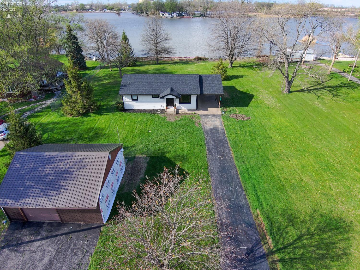 8109 Titus Road