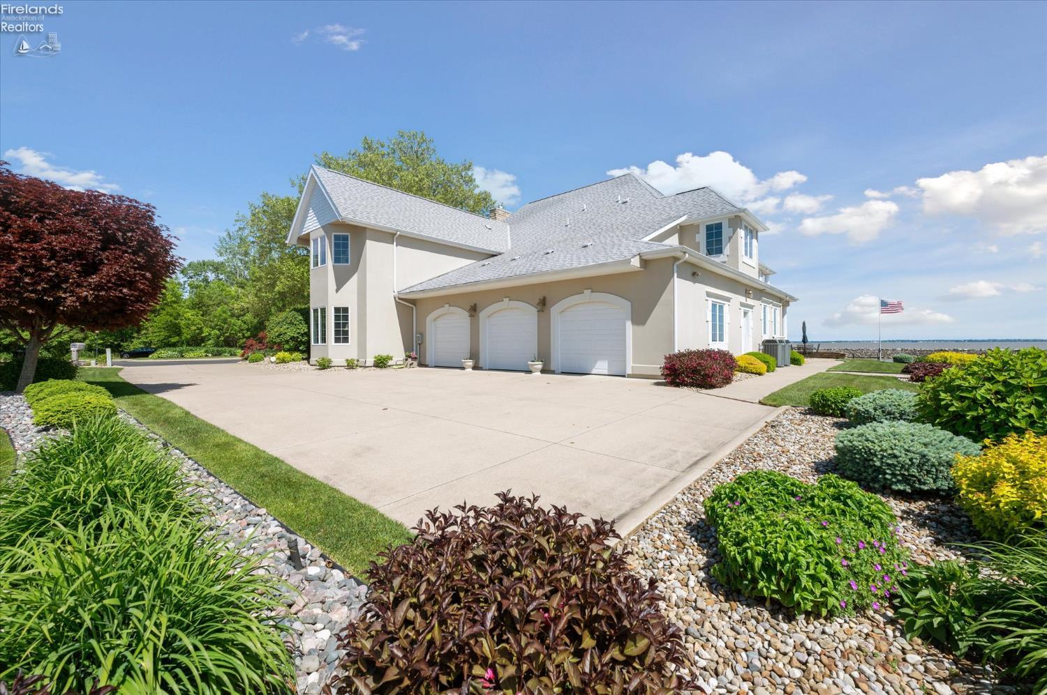 2170 Dorchester Drive