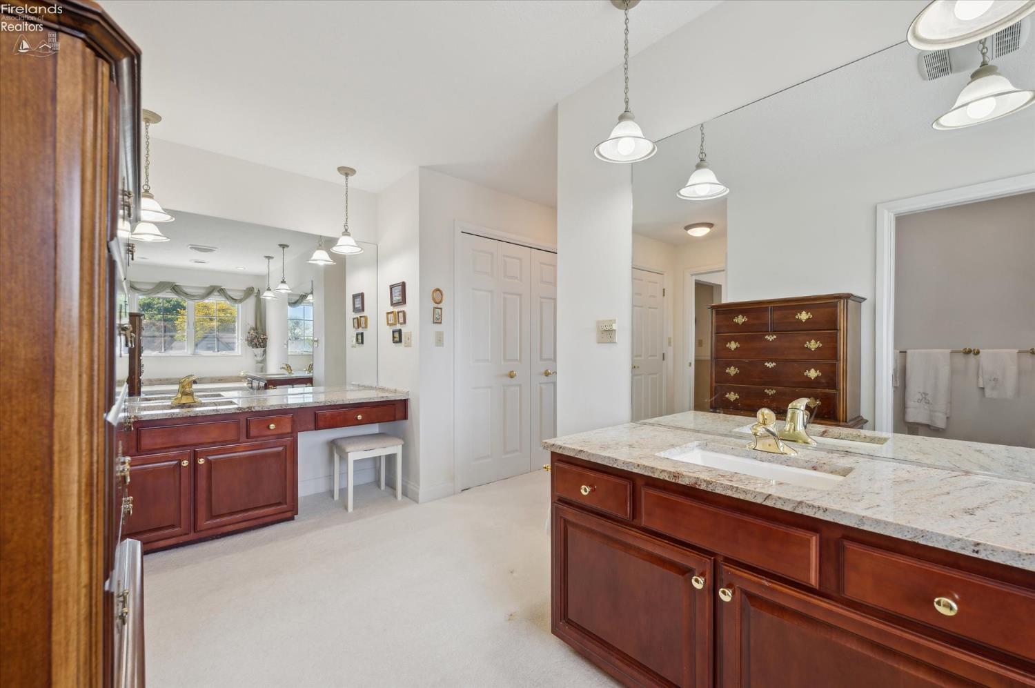 2170 Dorchester Drive