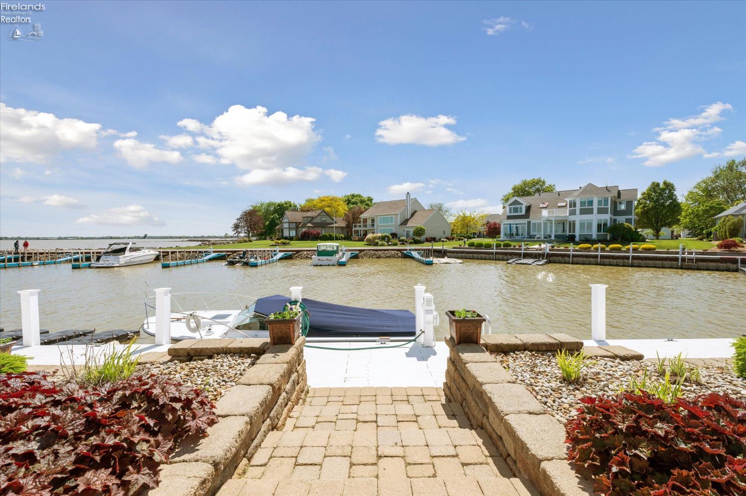 2170 Dorchester Drive