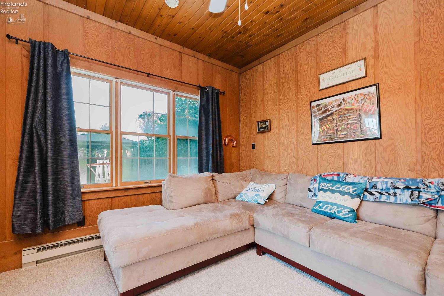 2058 Skyline Drive