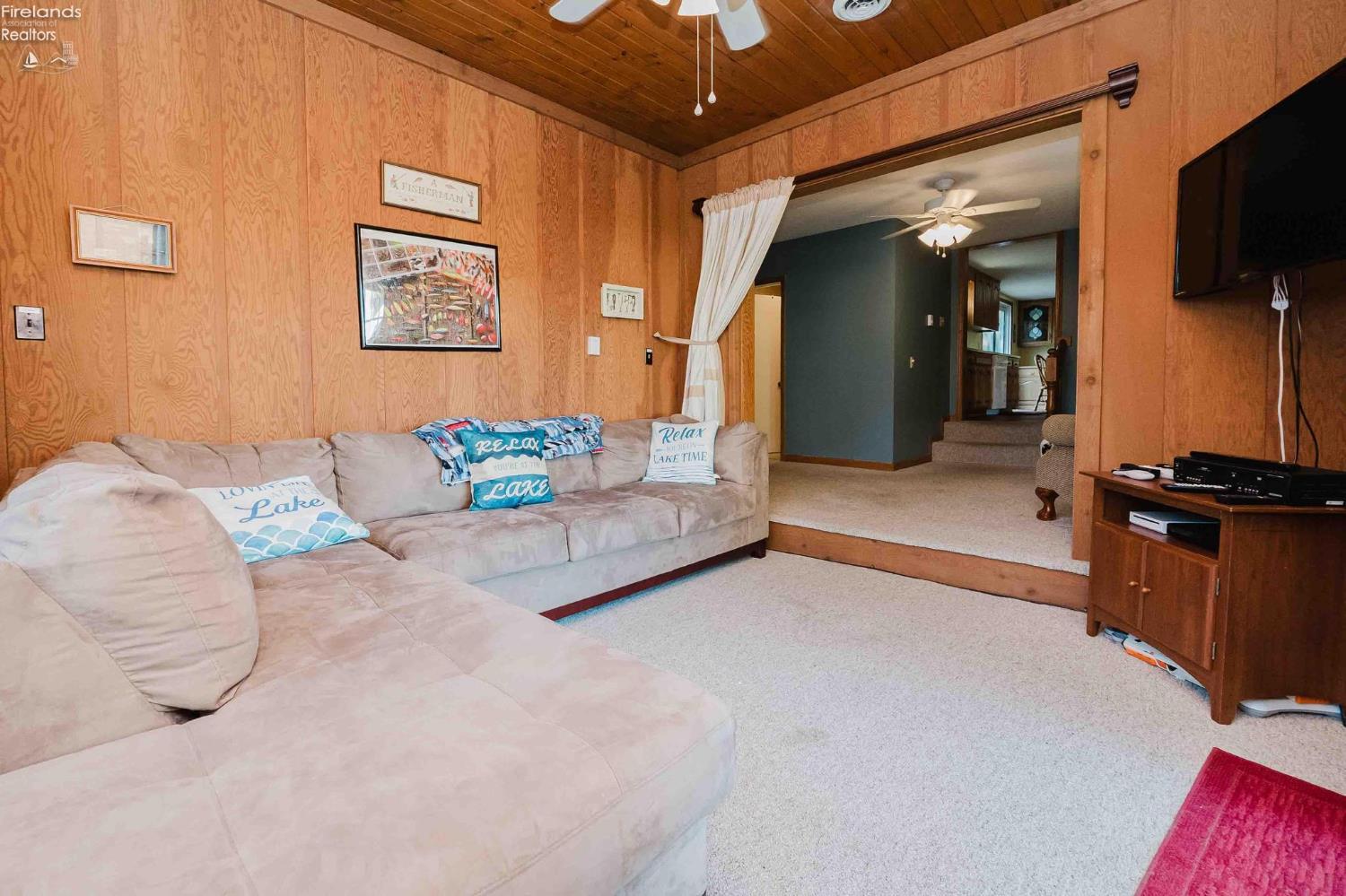 2058 Skyline Drive