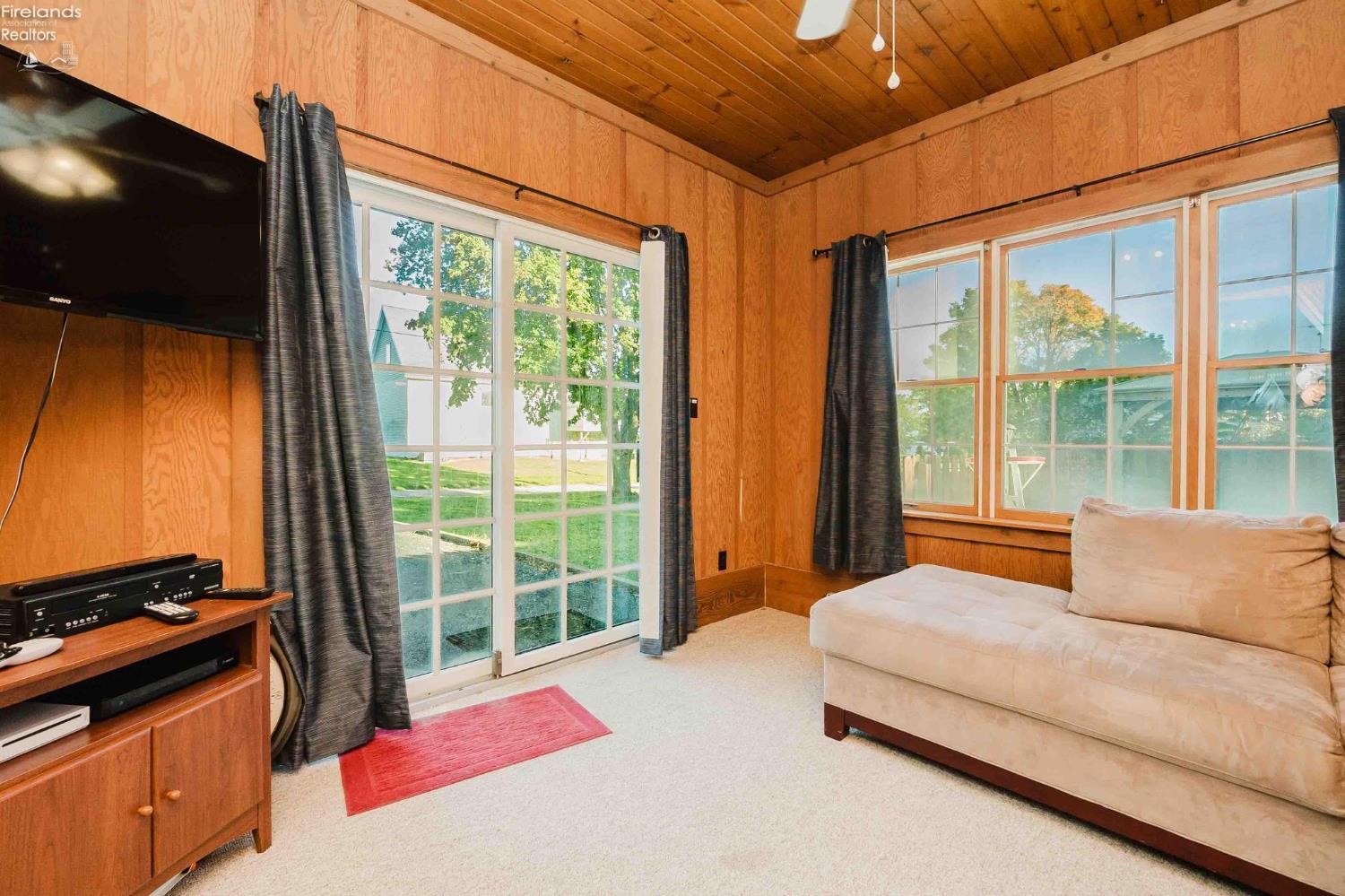 2058 Skyline Drive