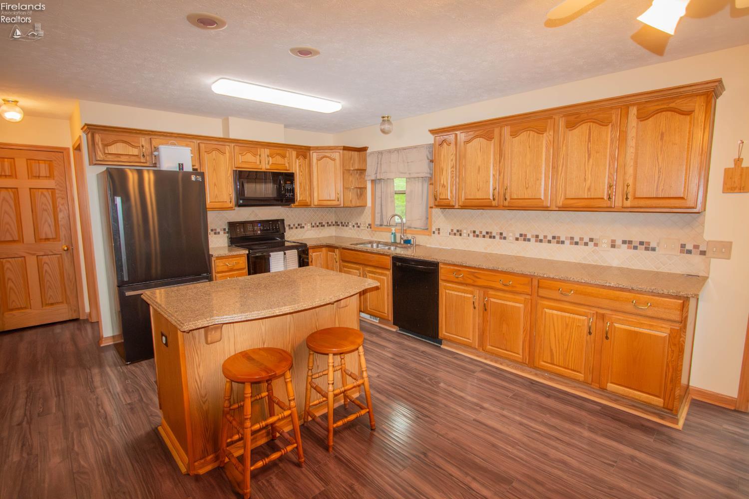 1457 S Marblewood Drive