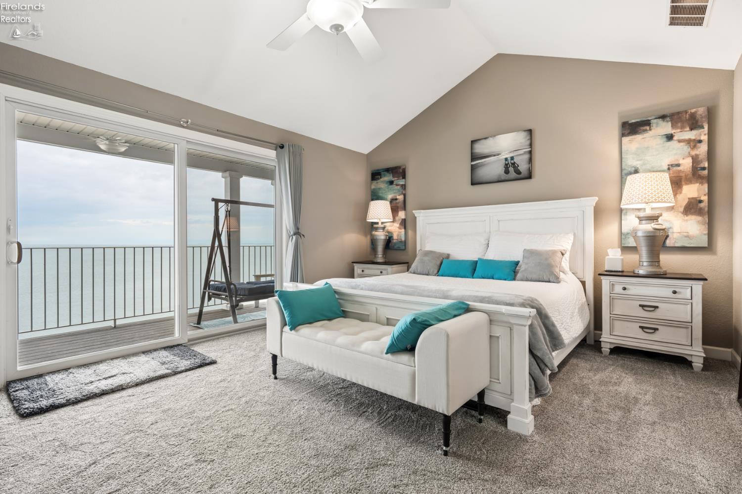 1213 W Lakeshore Drive
