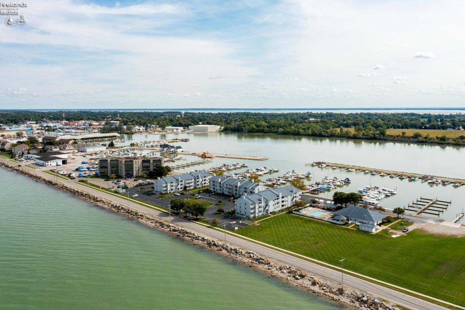 104 Clinton Reef Drive 104