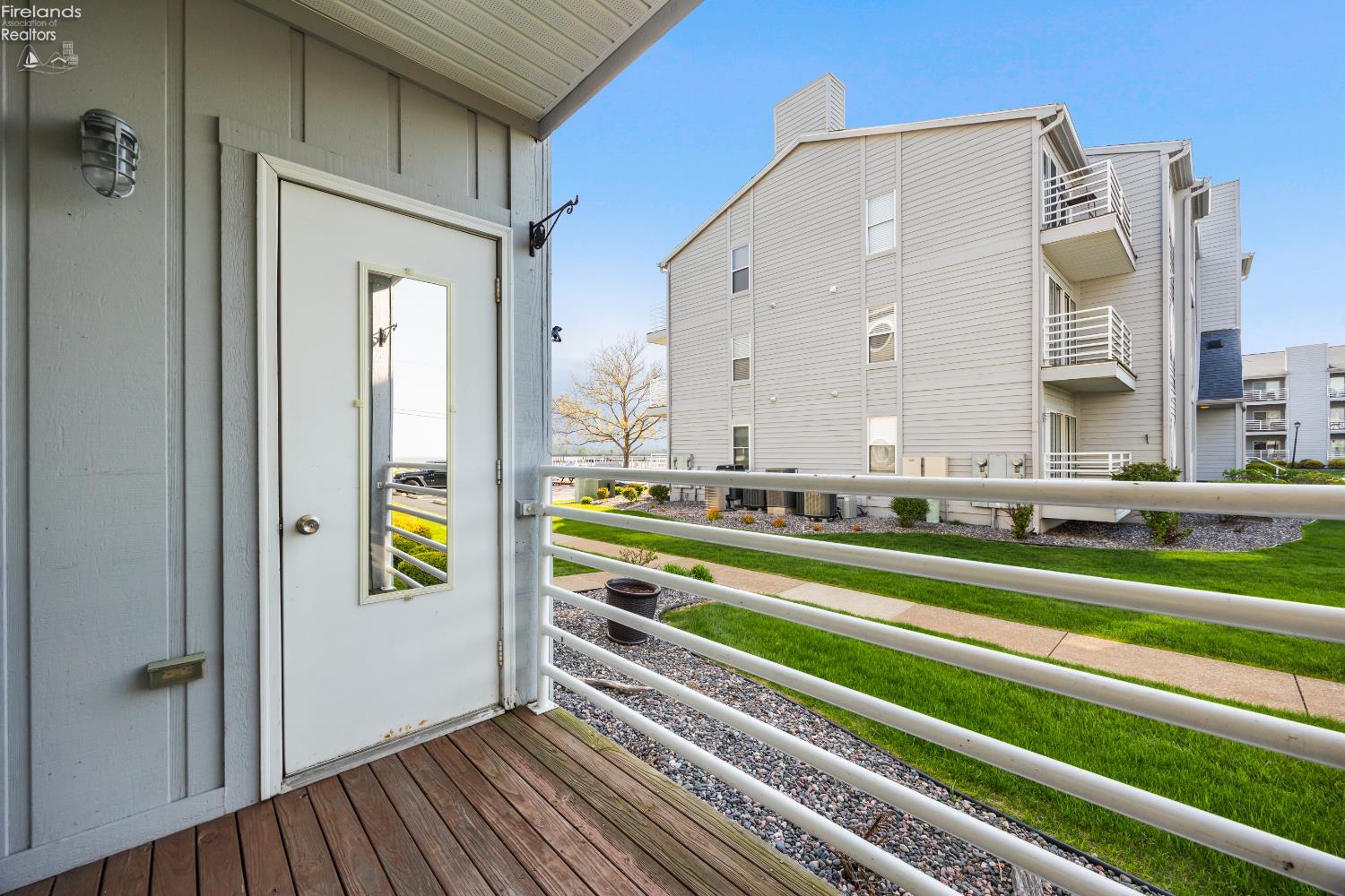 104 Clinton Reef Drive 104