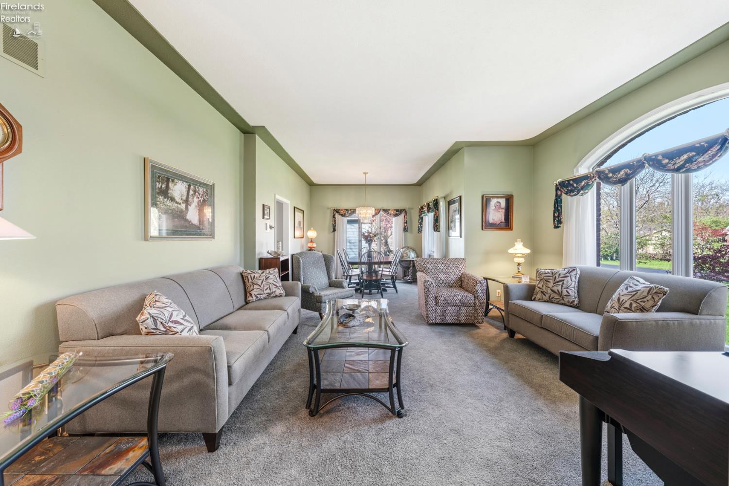 4165 E Laurel Ridge Drive
